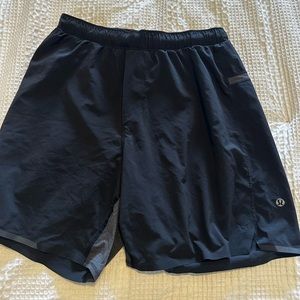 Lululemon men XS athletic shorts